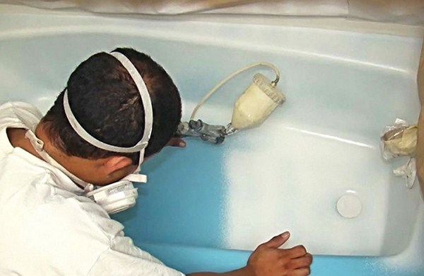 Использование аэрозоля для восстановления ванны